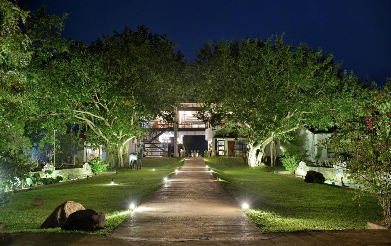 The Elephant Corridor Hotel Sigiriya Eksteriør bilde